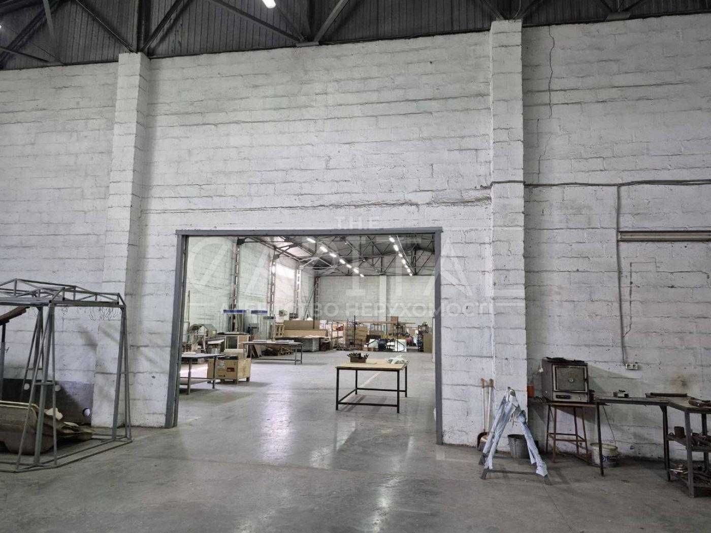 Аренда склада в Дарницком р-не. 1300 кв.м.