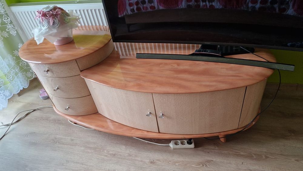 Szafka pod telewizor niska komoda z szufladami
