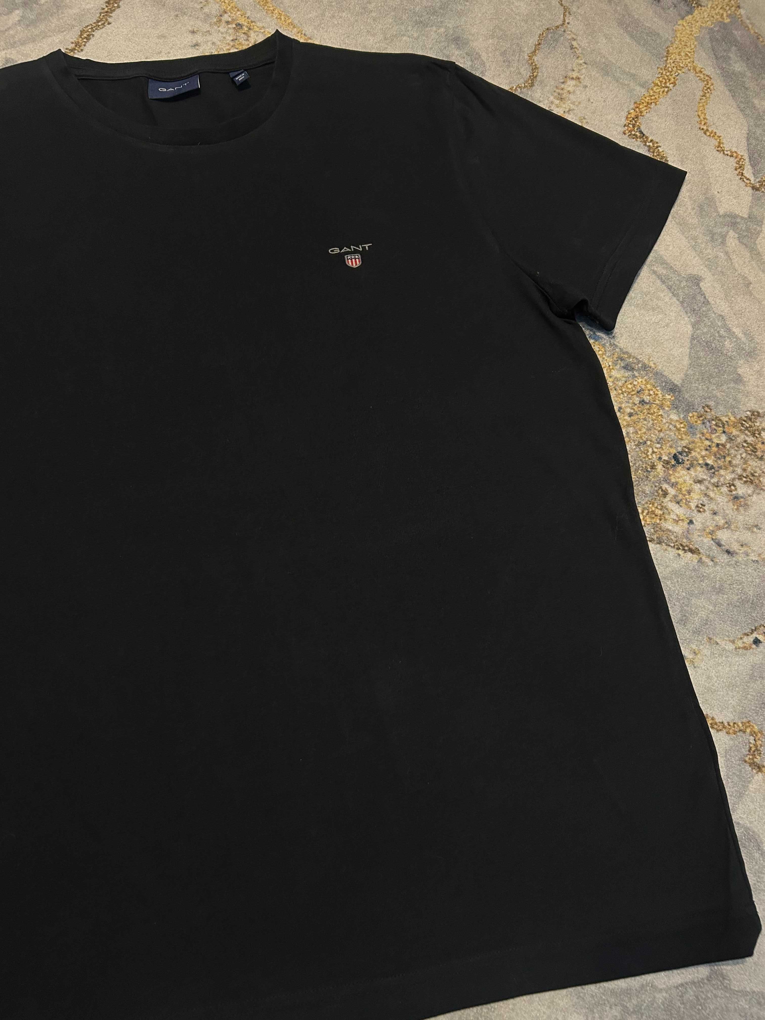 GANT _ Czarna basic koszulka XL