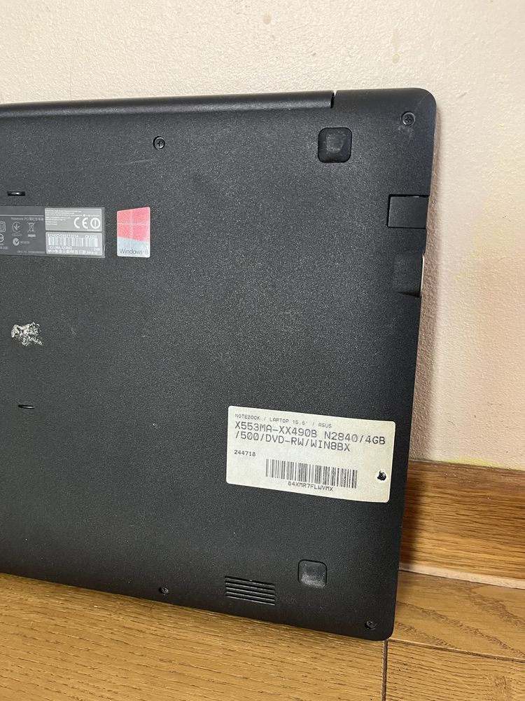 Laptop Asus 15,6’ DVD 4GB RAM 500GB HDD