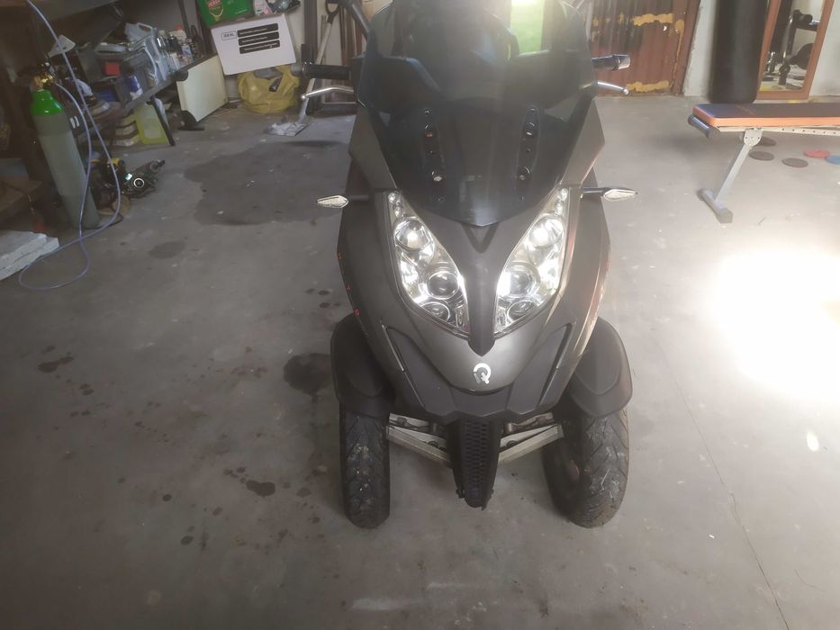 Sprzedam skuter quadro s 350