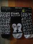 Conjunto de 3 pares de meias, alusivas à banda Pink Floyd.
