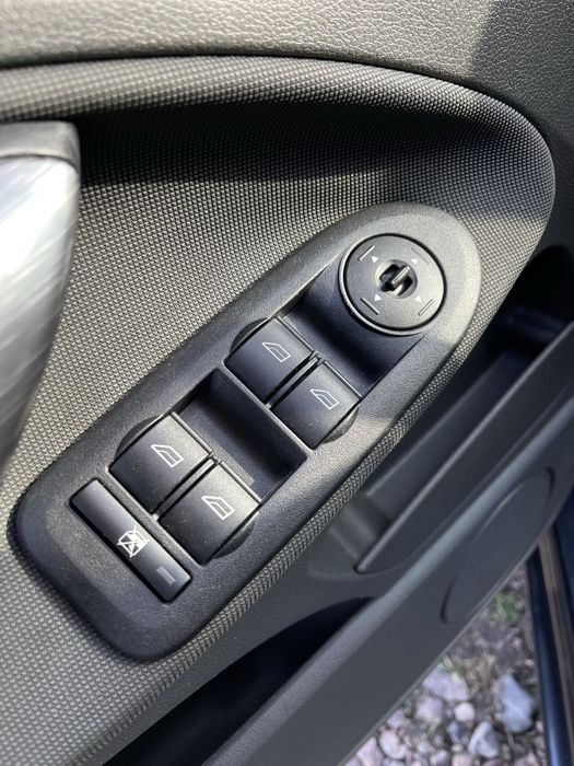 Продам авто Fors Focus C-Max