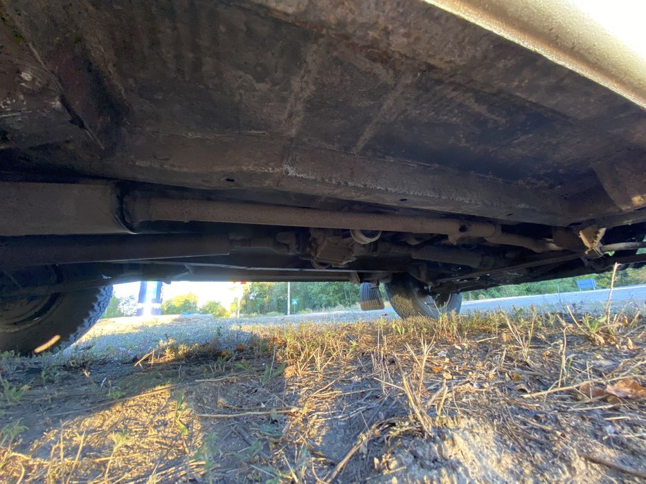 Продам ниву 2121