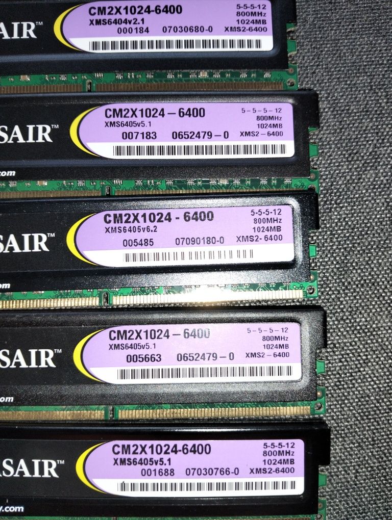 Corsair Pamięć RAM DDR2 1024 MB *5 szt