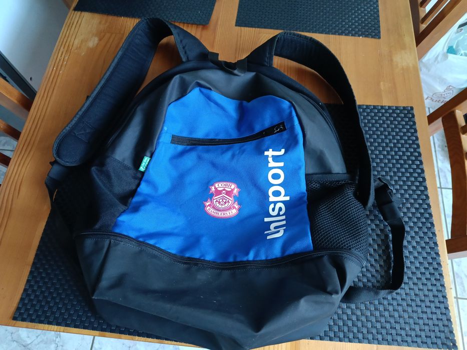 Uhlsport piłkarski plecak ok 30 litrów