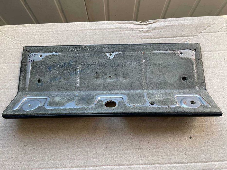 кришка бардачка  ВАЗ 2107 гола, 2107-5303020,