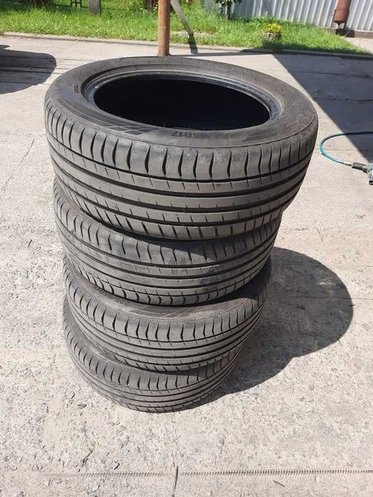 Шини 225/55/17 Triangle EffeXSport