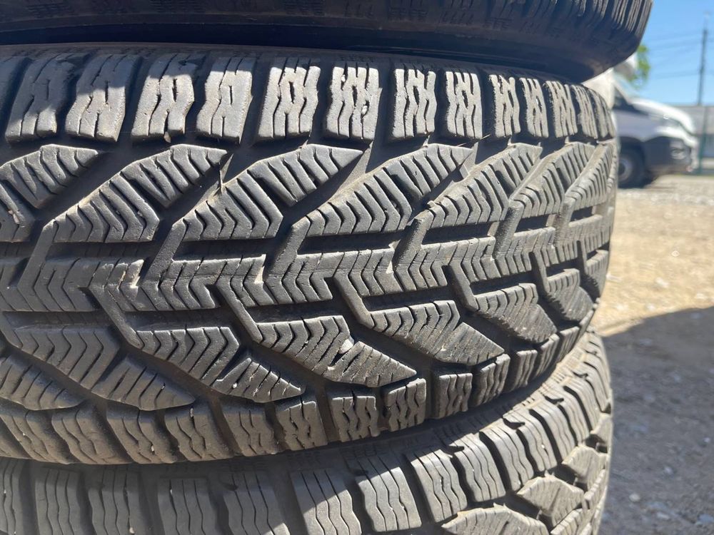 Резина комплект 205/60 r 16 комплект зима, taurus, 21год