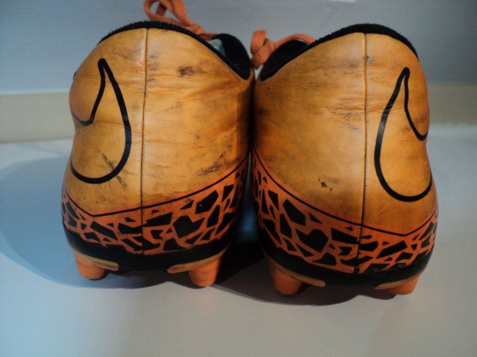 NIKE HYPERVENOM KORKI LANKI rozmiar 44 Phade II Phelon pomarańcz