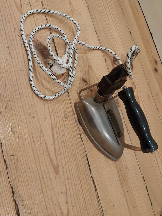 Ferro de engomar Vintage