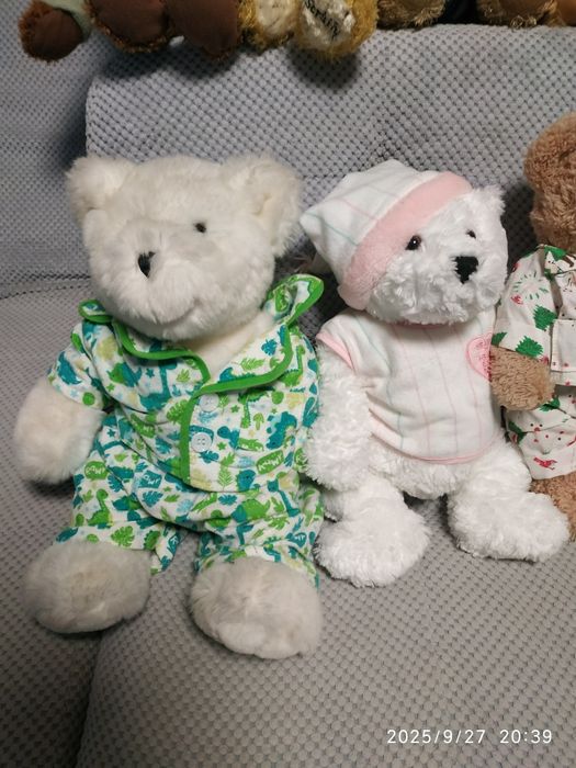 Ведмедики в одязі, мягкі іграшки