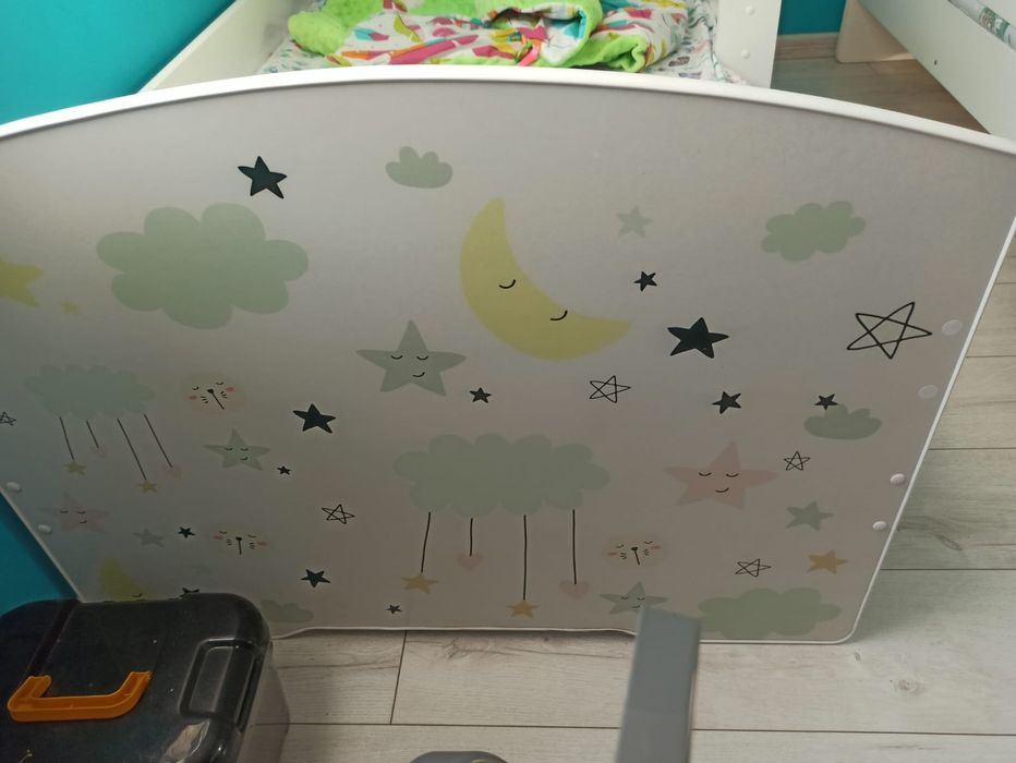 Łóżko dziecięce pojedyńcze LUK 160x80 z barierką z grafiką