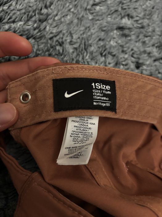 Кепка Nike metal swoosh