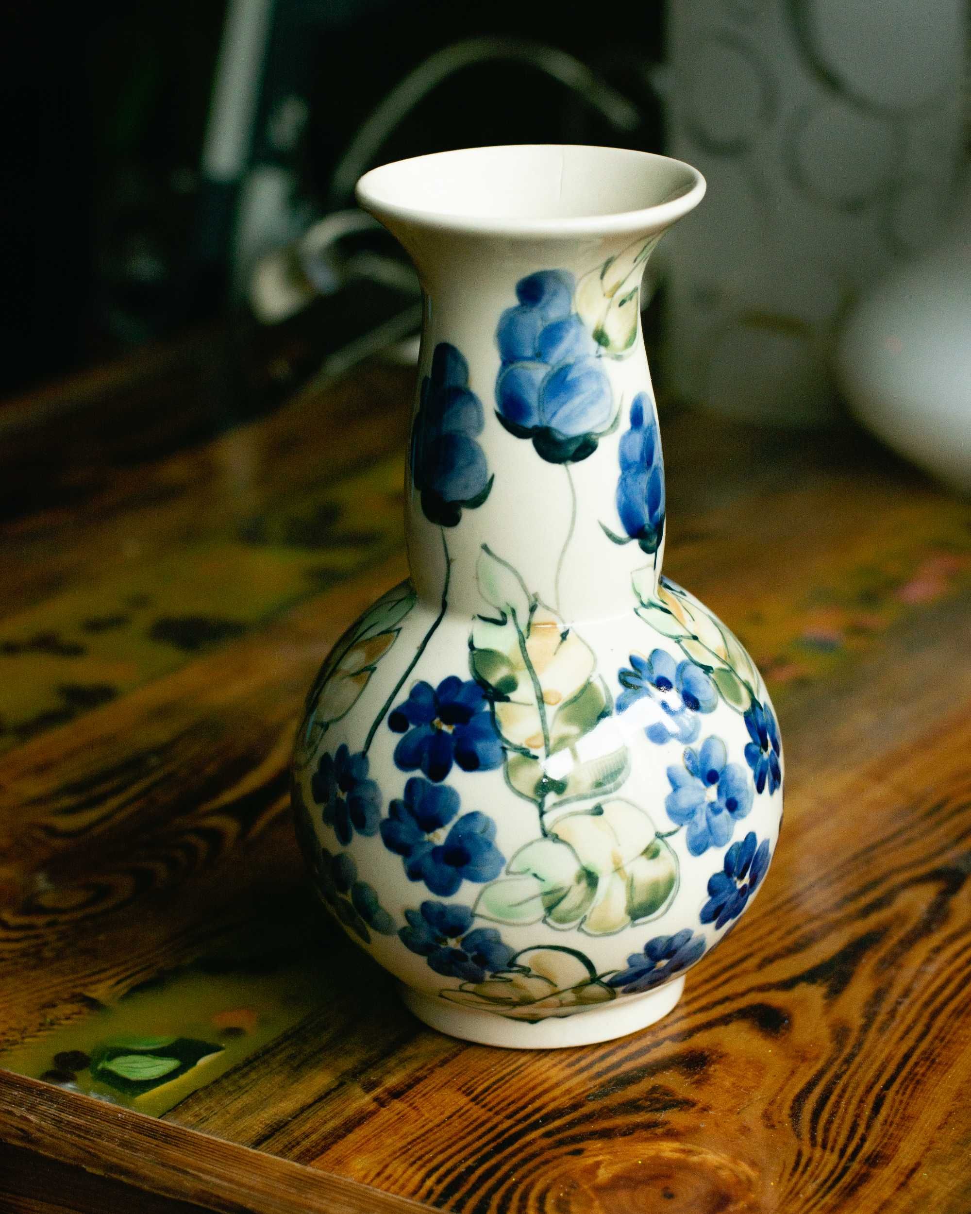 wazon porcelanowy malowany