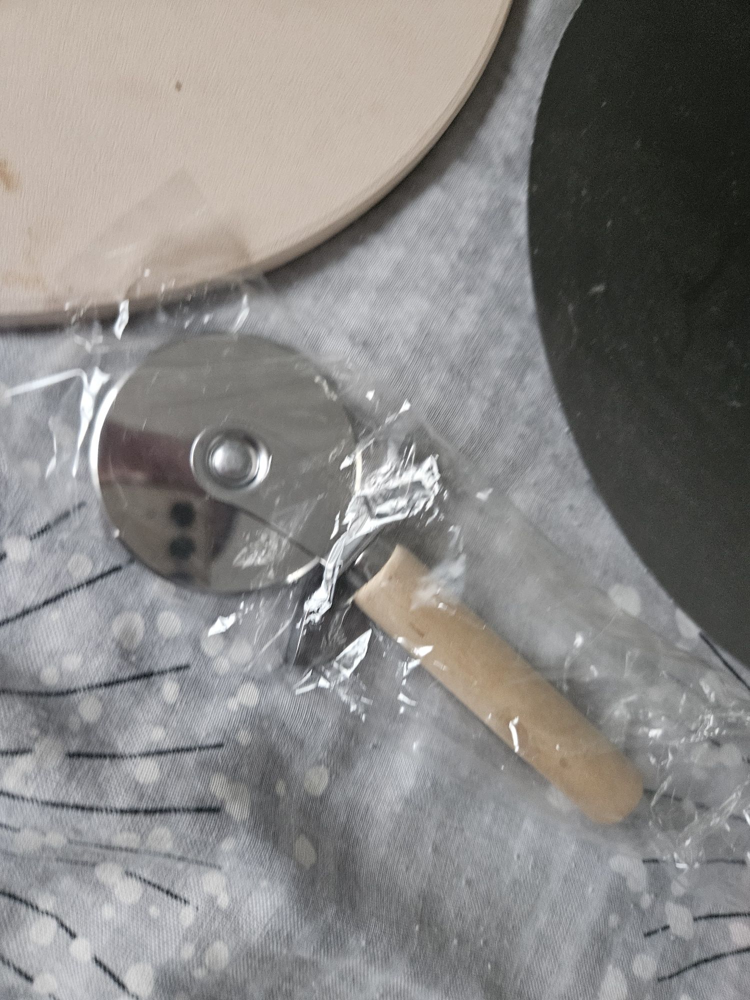Kamień do pizzy, łyżka do pizzy, nóz do pizzy