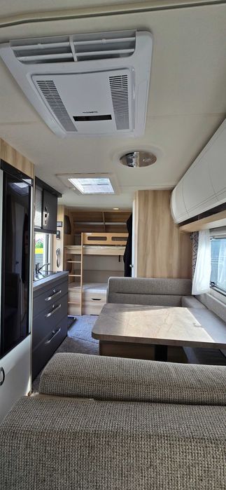 Przyczepa kempingowa wynajem Hobby 490KMF