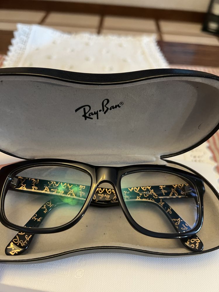 Oprawki firmy Ray Ban