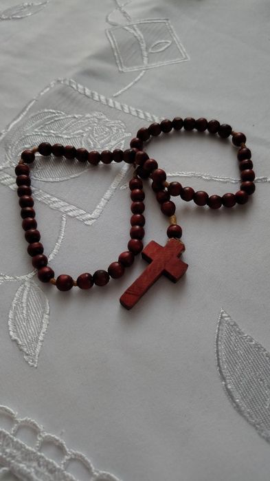 Stary drewniany różaniec