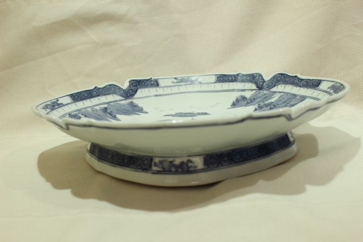 Travessa com Pé Porcelana Chinesa Dinastia Qing Quianlong XX 36 cm