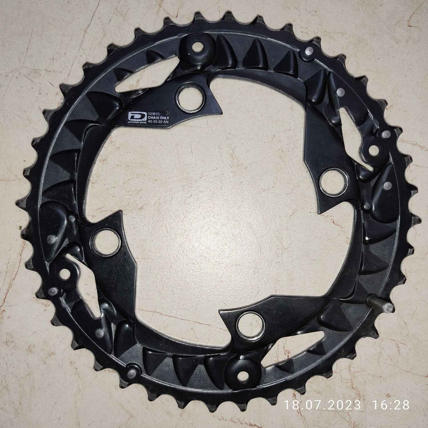 Звезда шатунов Shimano SLX/Deore FC-M672/M670 40 зубьев