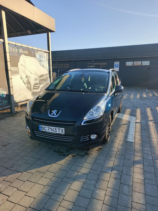 Продам Peugeot 5008