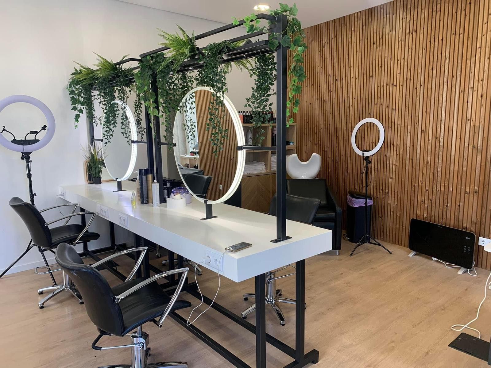 VENDO RECHEIO DE SALAO - estetica/cabelereiro/manicure