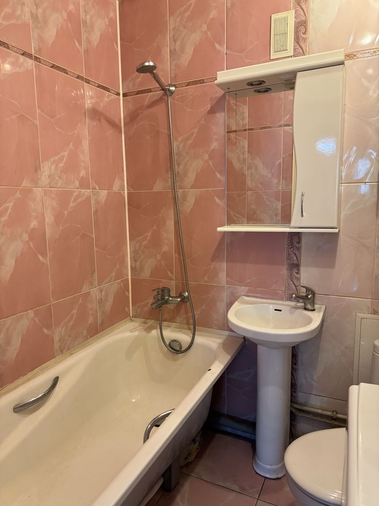 Продаж 1 кв з балконом і лоджиєю, Шевчен р-н, Авраменко,13