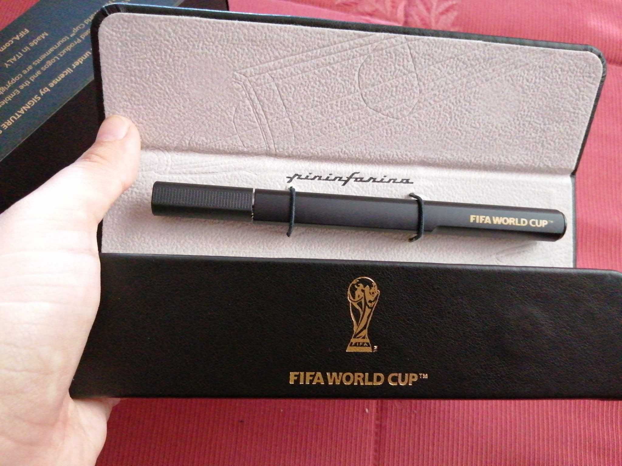 Caneta PININFARINA PF ONE BALLPOINT - FIFA WORLD CUP FFPF1BP