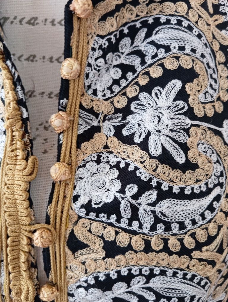 Caftan karakou tlemcen wyszywany r.M.   W.B.S.