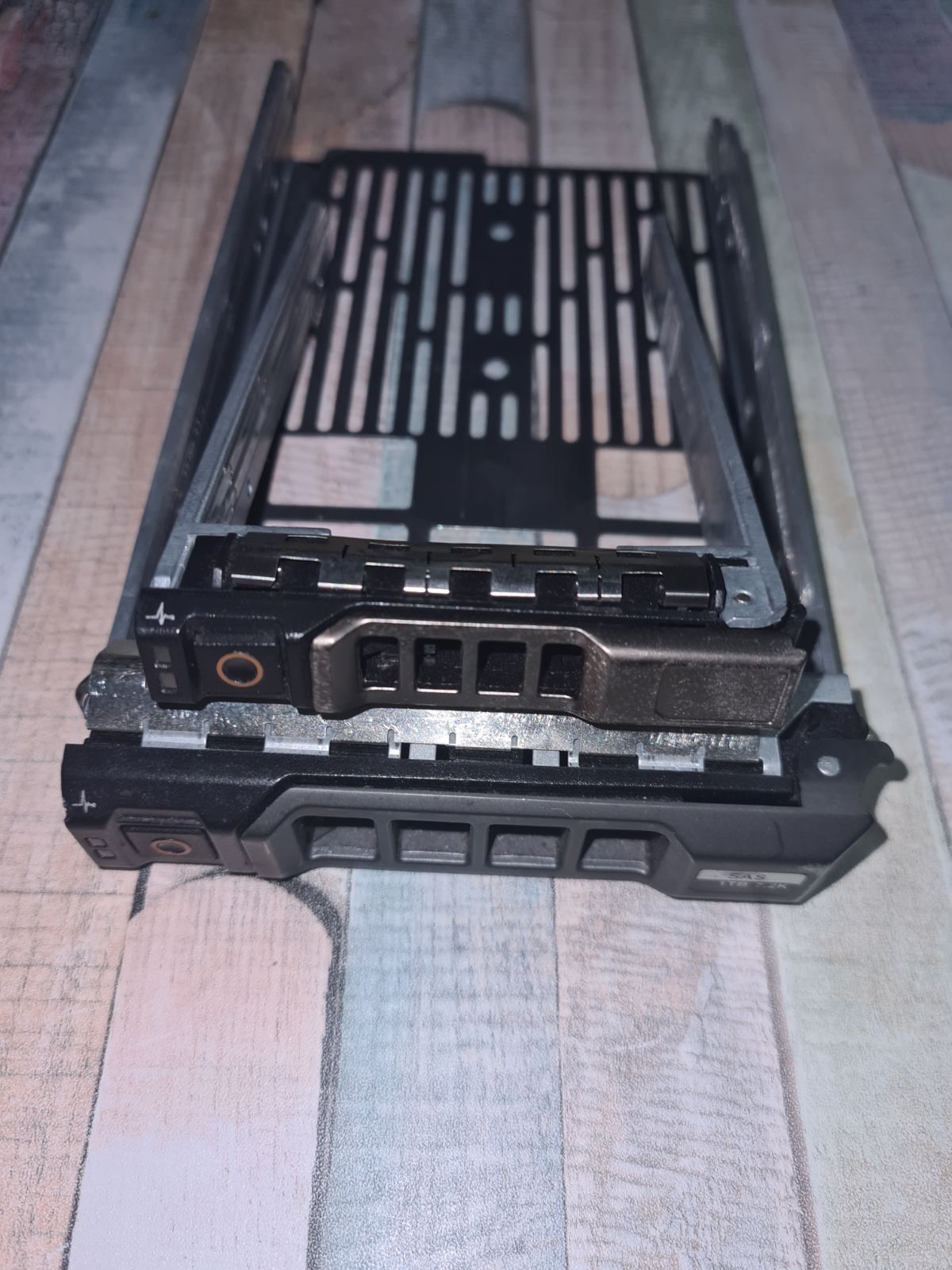 Dell кишені - кошики - caddy SAS SATA 2.5" та 3.5"