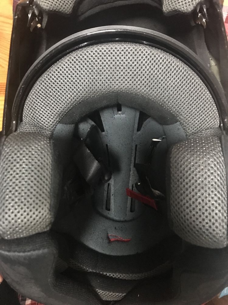Kask szczękowy z blendą - jak nowy  rozm. S- wyprzedaż prl-