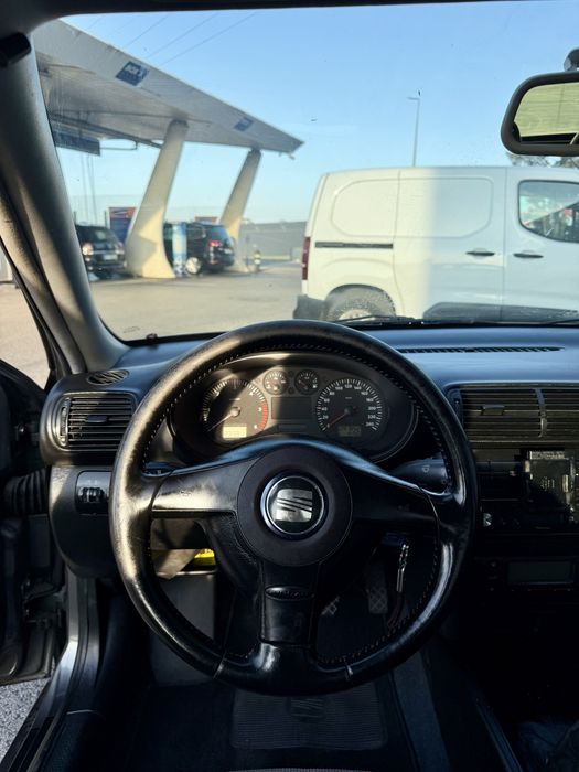 Seat toledo 1.9 TDI pd130 6v Livrete