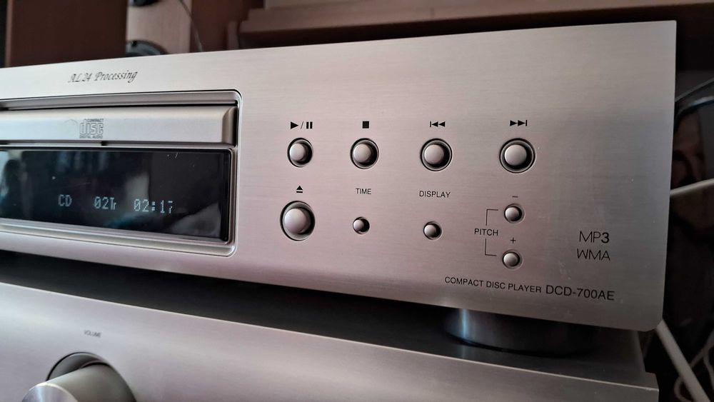 Підсилювач Denon PMA-700AE та CD плеер Denon DCD-700 AE