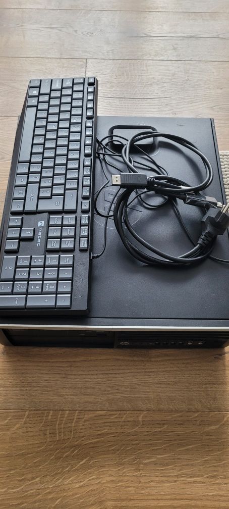 HP COMPAQ PC Intel i3 8gb RAM 120SSD