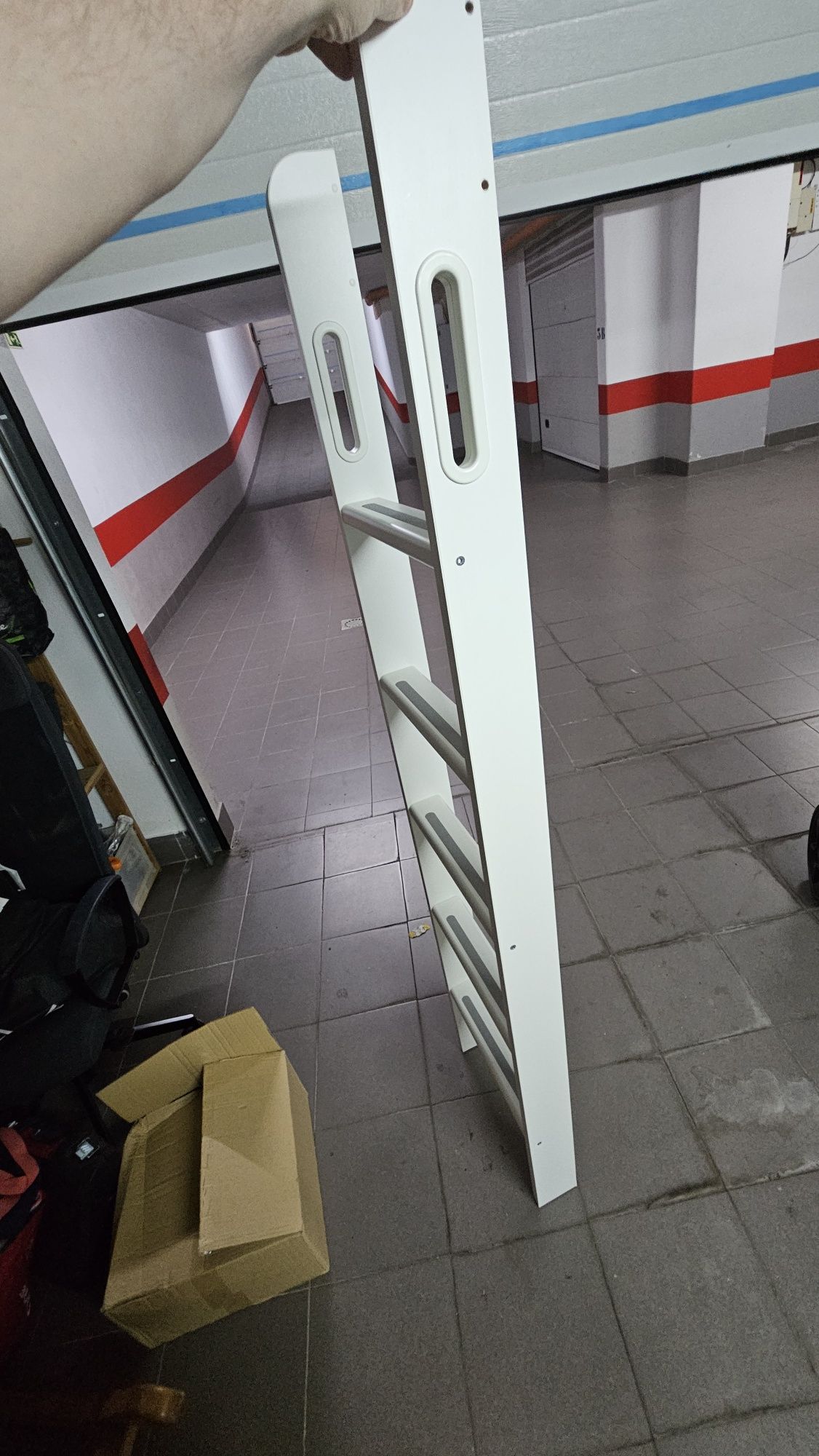 Escada ikea cama  SMASTAD