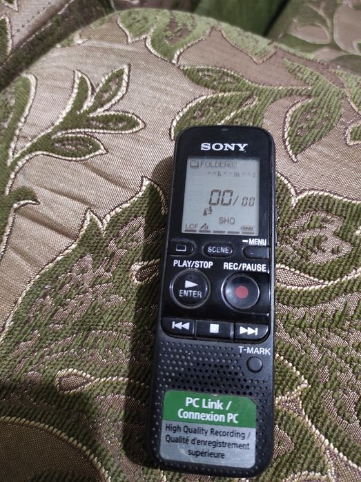 Диктофон sony продам