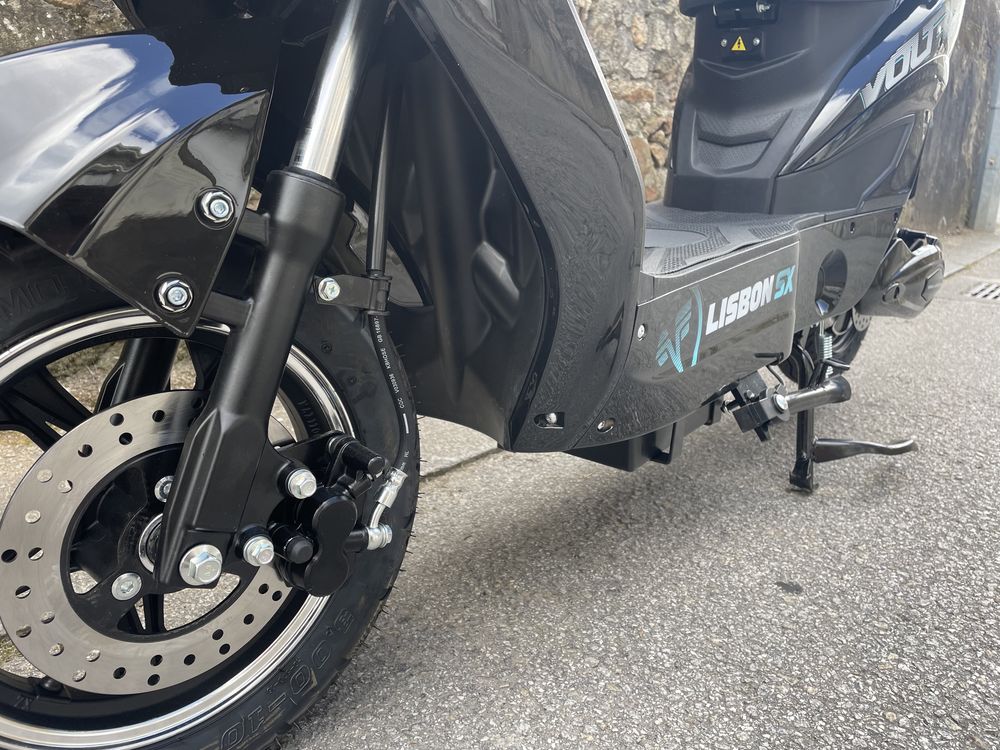 Scooters Novo Modelo Voltrish Lisbon SX ( reembolso de 500 euros )