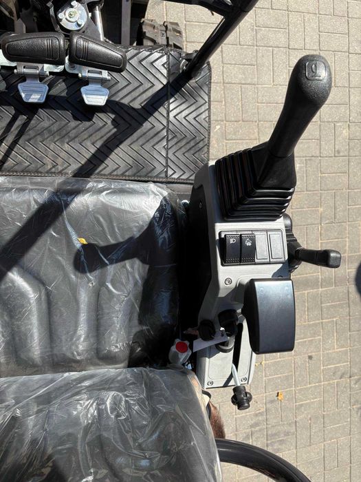 Minikoparka Meyer EX12K - 1,2 t, silnik Kubota D722 10,2kW