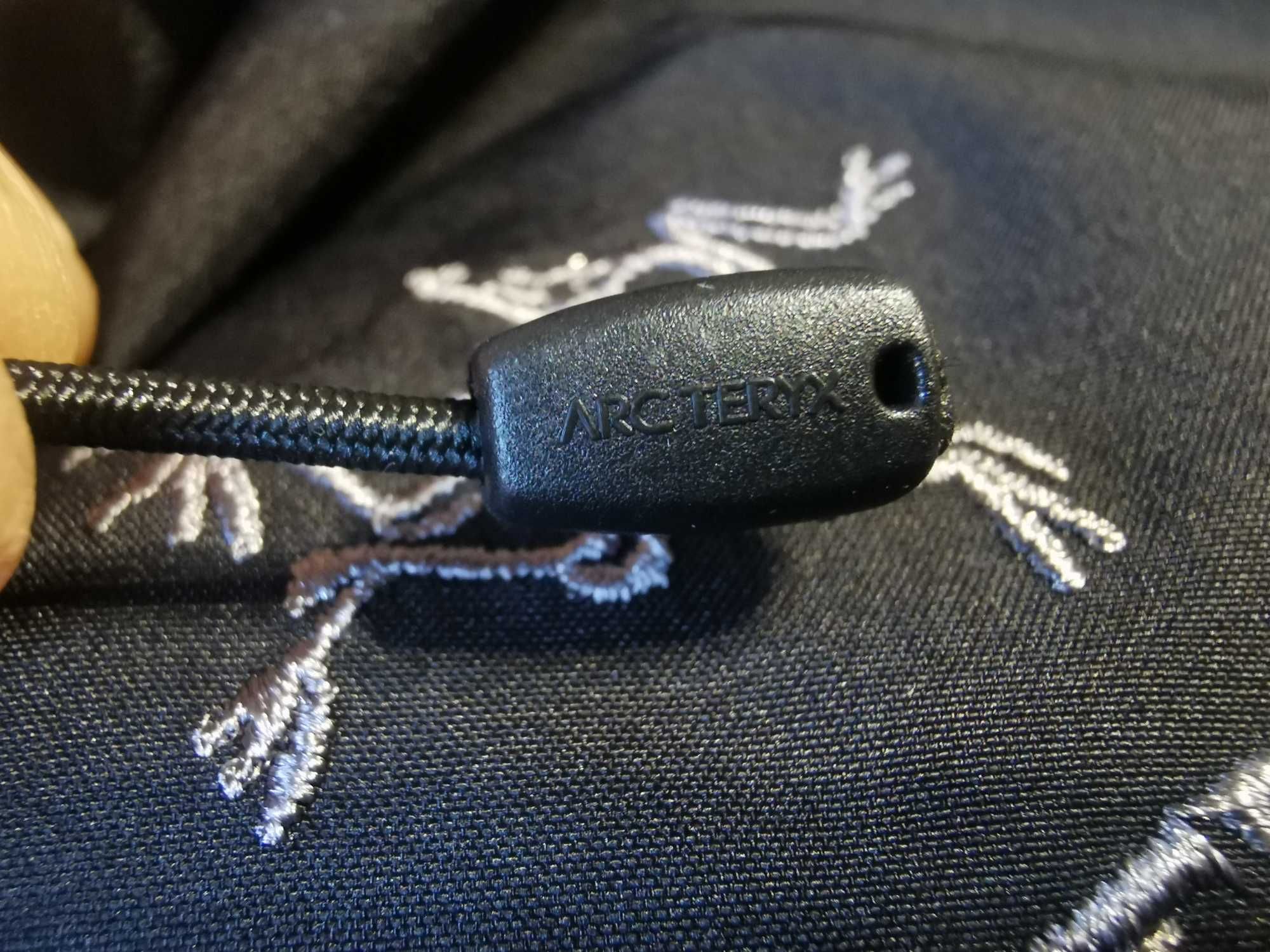 ArcTeryx Alpha SV taka jak 95 procent innych śmieci tutaj