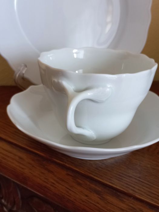 Porcelanowa filiżanka (trio) - zestaw śniadaniowy Hutschenreuther