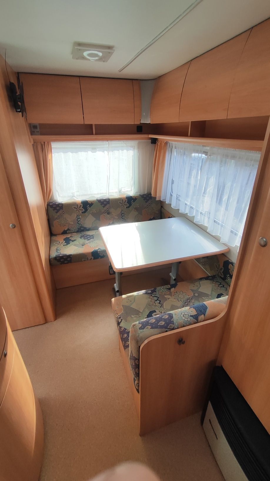 Przyczepa kempingowa Home-Car Racer 39