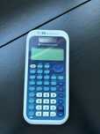 Vendo calculadora cientifica da texas instruments como nova