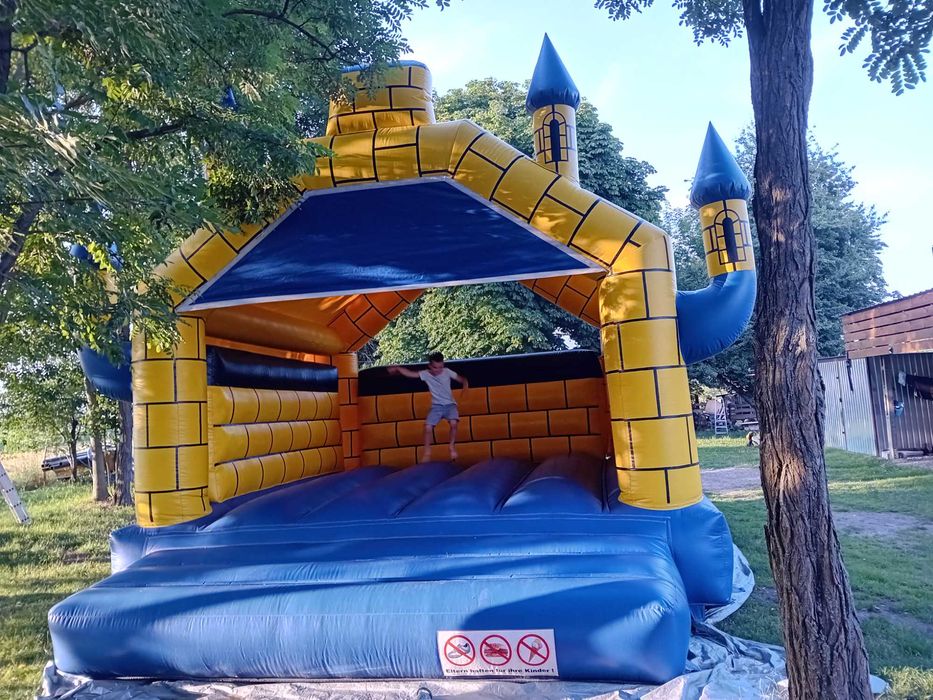 Sprzedam Zamek Camelot dmuchany dmuchanuiec skakaniec