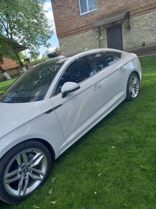 Ауді А5 2019р 2л бензин