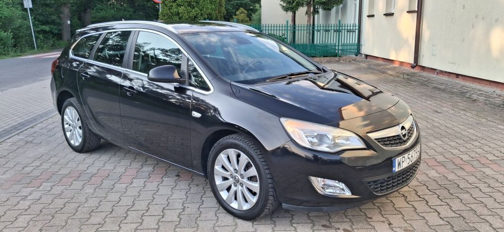 Astra J Sports Tourer 2.0cdti automat skóry navi
