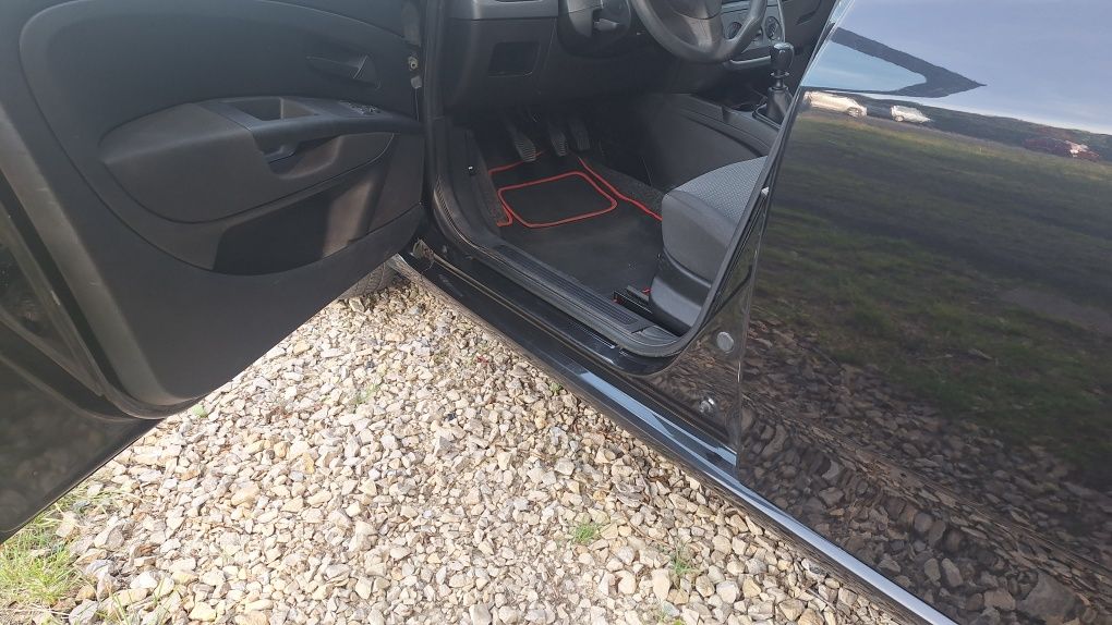 Piękny fiat grande punto. Klimatyzacja.