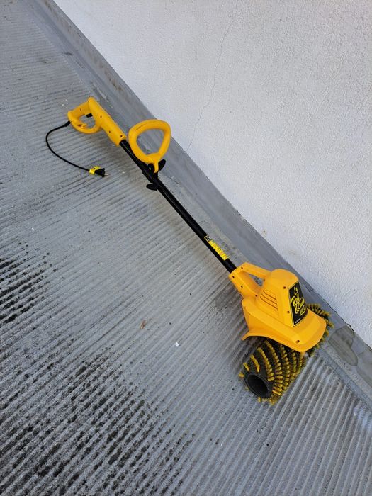 Escova Elétrica Garland Roll&Comb 141E Relva Artificial