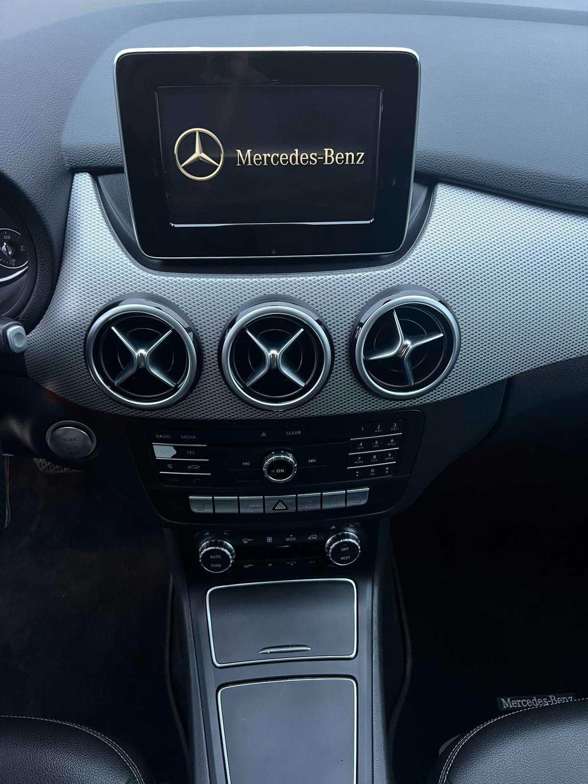 Мерседес-Бенз Б-клас 2014 Mercedes-Benz B-Class