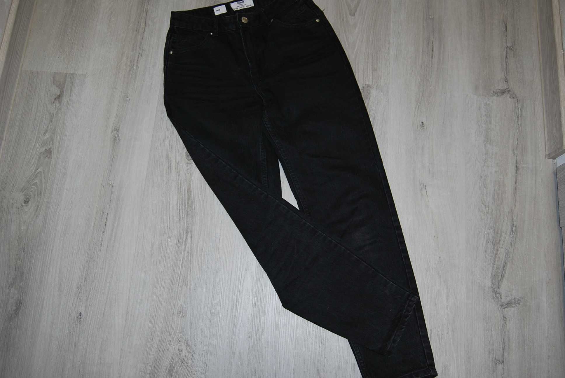 spodnie boyfriend BERSHKA rozm. 34